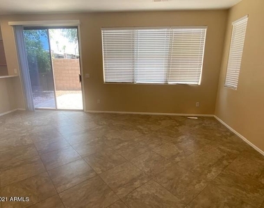 8927 E Crescent Avenue - Photo Thumbnail 22