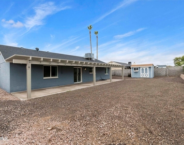 1749 N Ricardo -- - Photo Thumbnail 24