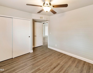 1749 N Ricardo -- - Photo Thumbnail 15
