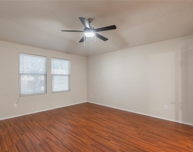 472 Grant Lane - Photo Thumbnail 18