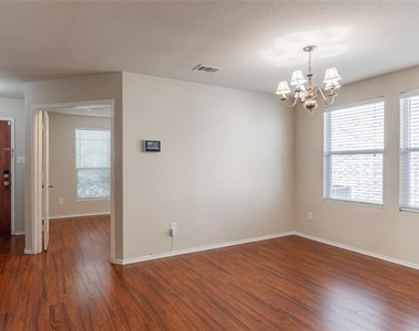 472 Grant Lane - Photo Thumbnail 7