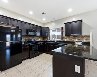 1759 W Paisley Drive - Photo Thumbnail 15