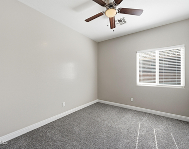 1759 W Paisley Drive - Photo Thumbnail 25