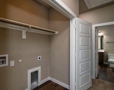 638 Fallow Drive - Photo Thumbnail 13