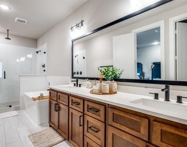 1450 Elevado Drive - Photo Thumbnail 5