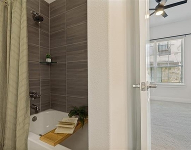 8117 Radnor Road - Photo Thumbnail 23