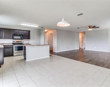1434 S Raven Drive - Photo Thumbnail 18
