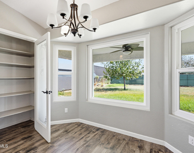 18333 E Sunnydale Drive - Photo Thumbnail 10