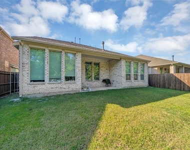 8005 Lindheimer Lane - Photo Thumbnail 17