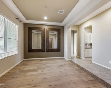 1930 E Horseshoe Drive - Photo Thumbnail 20