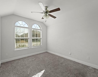 11121 Cobalt Drive - Photo Thumbnail 14