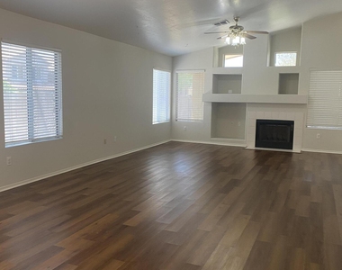 1704 E Pontiac Drive - Photo Thumbnail 1