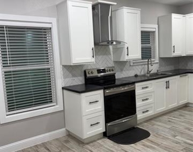 1131 W Sterrett Road - Photo Thumbnail 8