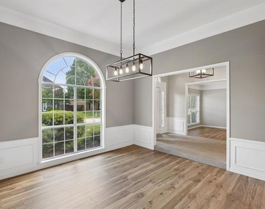 2809 Roper Drive - Photo Thumbnail 6