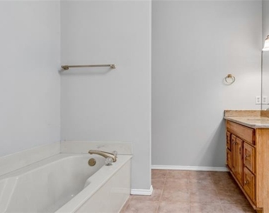 2200 Reading Road - Photo Thumbnail 13