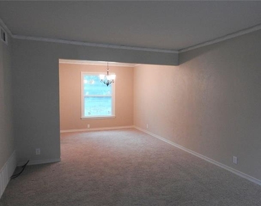 3226 San Medina Avenue - Photo Thumbnail 1