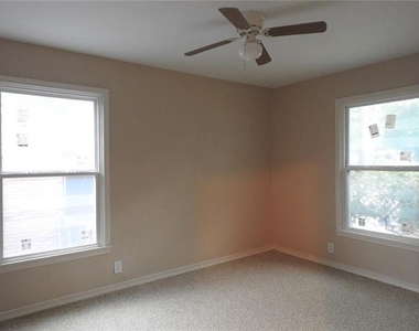 3226 San Medina Avenue - Photo Thumbnail 5