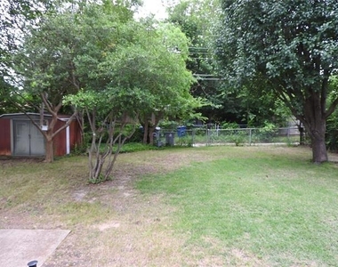 3226 San Medina Avenue - Photo Thumbnail 11