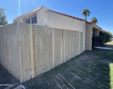 6316 N 47th Avenue - Photo Thumbnail 1