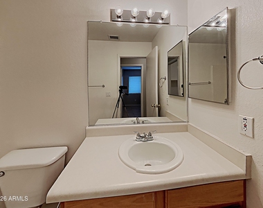 3555 W Via Del Sol Drive - Photo Thumbnail 13
