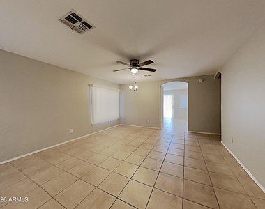 3555 W Via Del Sol Drive - Photo Thumbnail 2