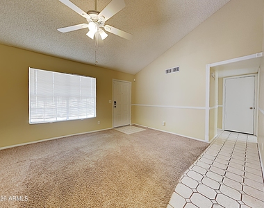 18815 N 45th Drive - Photo Thumbnail 2