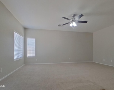 11418 W Mountain View Drive - Photo Thumbnail 2