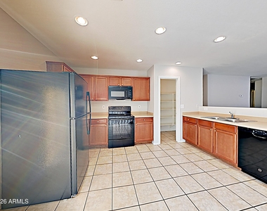 5013 S 24th Avenue - Photo Thumbnail 6