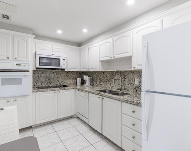 3801 S Ocean Drive - Photo Thumbnail 6