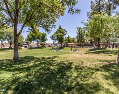 3320 W Mcrae Way - Photo Thumbnail 22