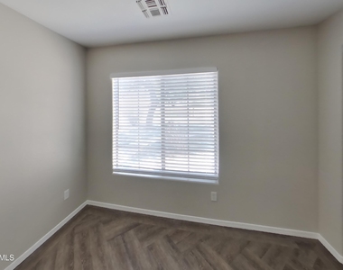 6323 W Williams Street - Photo Thumbnail 11