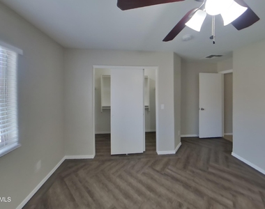 6323 W Williams Street - Photo Thumbnail 7