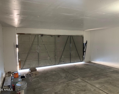 7930 W Krall Street - Photo Thumbnail 4