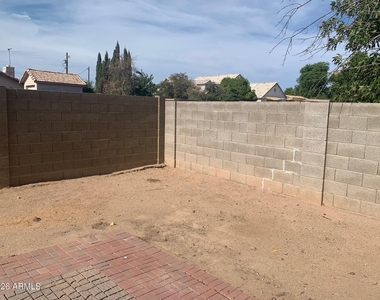 7930 W Krall Street - Photo Thumbnail 23
