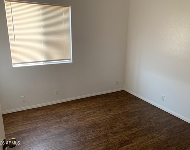 7930 W Krall Street - Photo Thumbnail 19