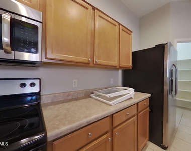 1225 N 36th Street - Photo Thumbnail 6