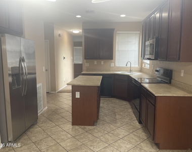 4728 W Carson Road - Photo Thumbnail 8