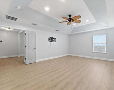9012 Orange Blossom Loop - Photo Thumbnail 37