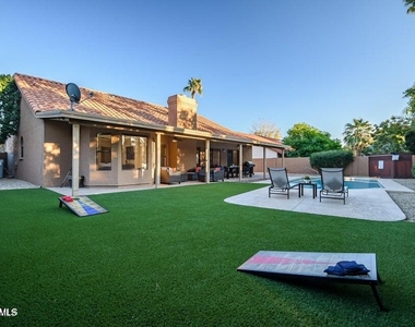 15832 N 60th Way - Photo Thumbnail 40