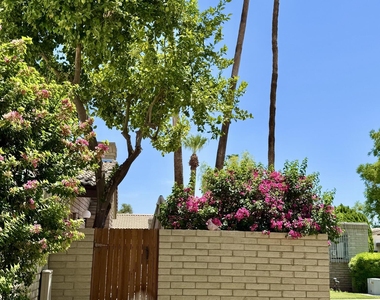 4800 N 68th Street - Photo Thumbnail 30
