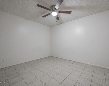 925 W Peoria Avenue - Photo Thumbnail 13