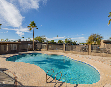 925 W Peoria Avenue - Photo Thumbnail 18