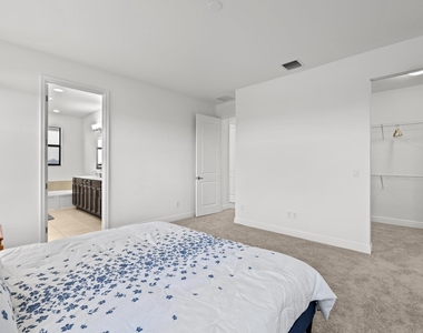 16462 Sea Turtle Place - Photo Thumbnail 41