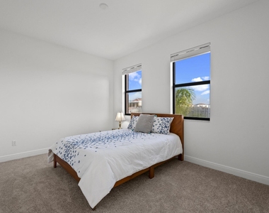 16462 Sea Turtle Place - Photo Thumbnail 26