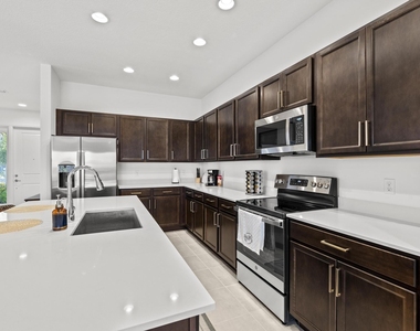 16462 Sea Turtle Place - Photo Thumbnail 7