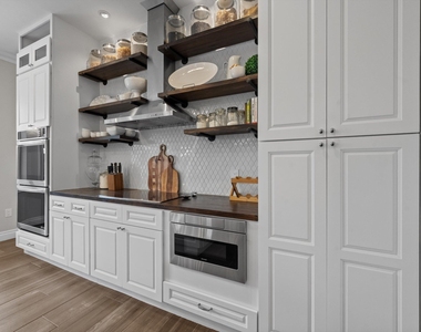 404 Indigo Avenue - Photo Thumbnail 21