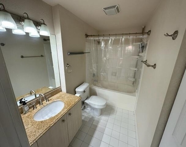 1803 N Flagler Drive - Photo Thumbnail 13