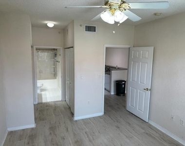 1803 N Flagler Drive - Photo Thumbnail 11