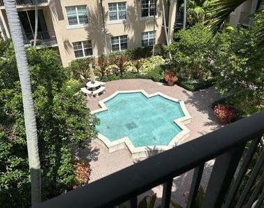1803 N Flagler Drive - Photo Thumbnail 25
