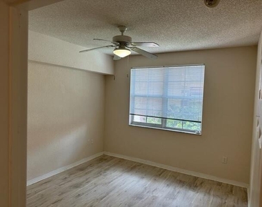 1803 N Flagler Drive - Photo Thumbnail 17